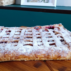 Пирог с вишней сл т 1кг - Рестораны, кафе, бары