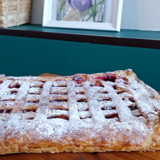 Пирог с творогом и брусникой сл т 1кг - Рестораны, кафе, бары